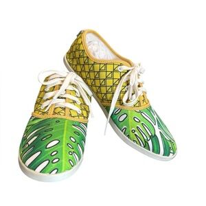 Dolce Vita DV8 Pineapple Flats Size 8 Yellow and Green